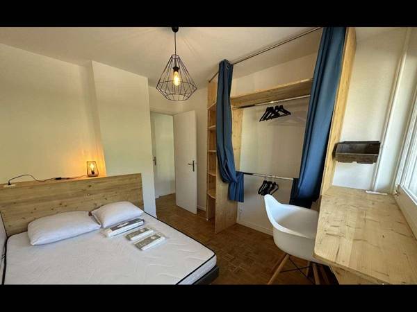 Colocation / Appartement 5 pièces de 90 m², Oullins-Pierre-Bénite, Boulevard de l'Europe / Photo 3