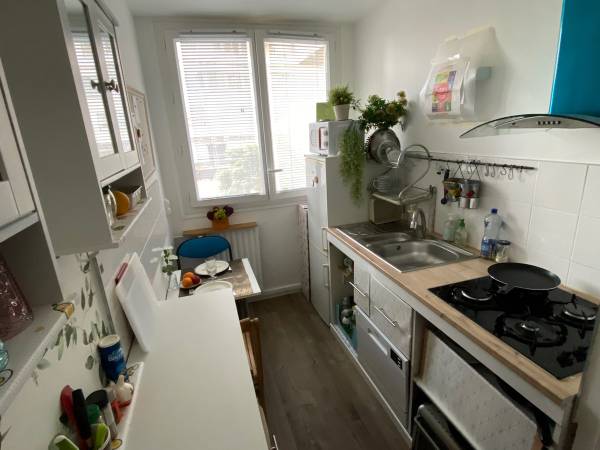 Colocation / Appartement 2 pièces de 50 m², Paris, Rue de Belleville / Photo 2