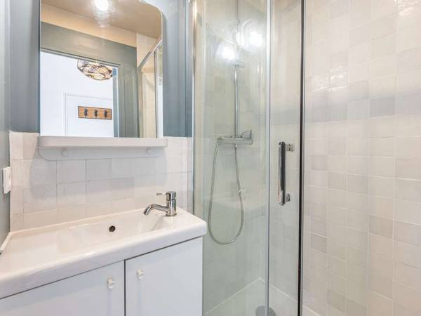 Coliving / Maison 10 pièces de 188 m², Paris, Rue de la Duée / Photo 15