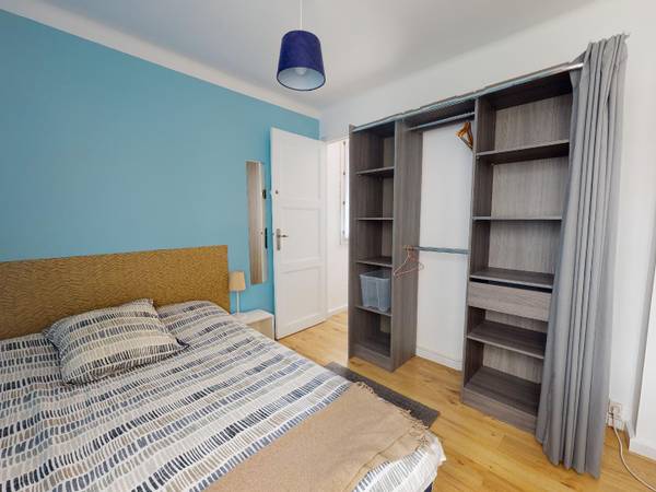 Colocation / Appartement 4 pièces de 56 m², Saint-Étienne, Rue de la Vivaraize / Photo 2