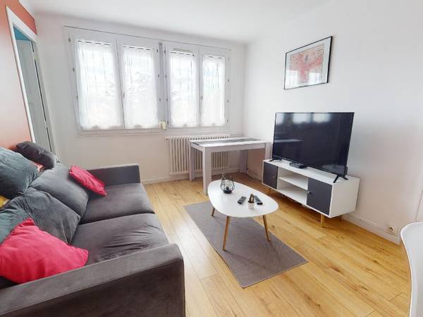Colocation / Appartement 4 pièces de 56 m², Saint-Étienne, Rue de la Vivaraize / Photo 12