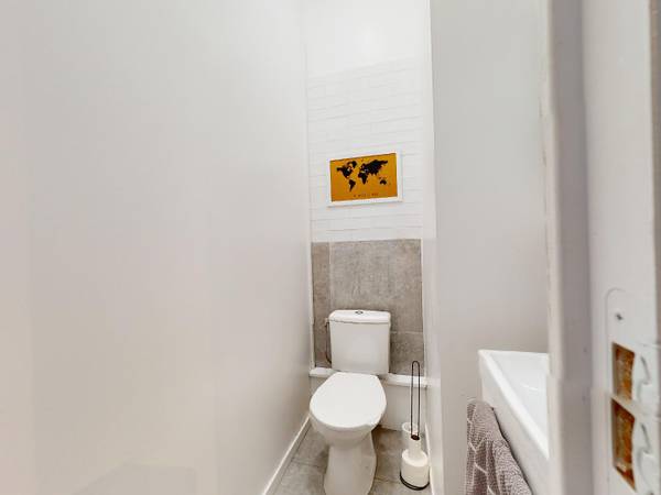 Colocation / Maison 6 pièces de 98 m², Roubaix, Rue Louis Decottignies / Photo 5