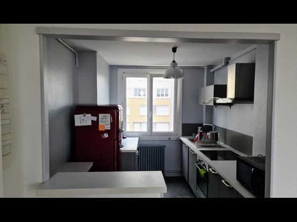 Colocation / Appartement 5 pièces de 80 m², Limoges, rue François Perrin / Photo 2