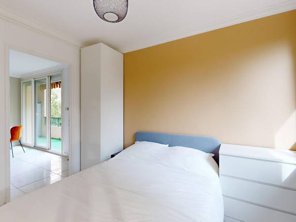 Colocation / Appartement 5 pièces de 91 m², Montpellier, Avenue de Lodève / Photo 2