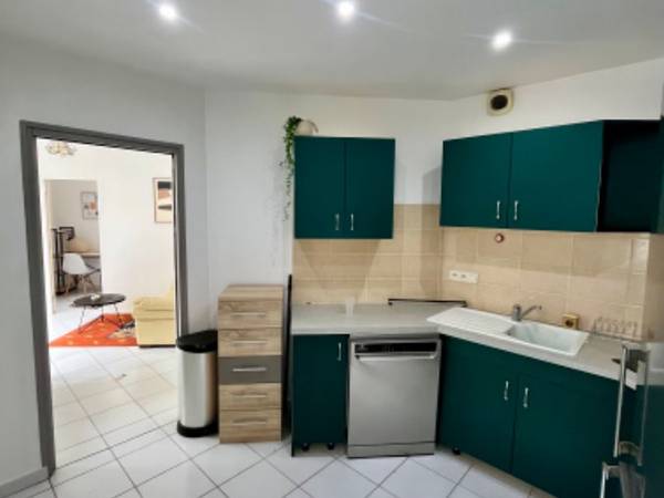 Colocation / Appartement 4 pièces de 63 m², Angers, Rue Kléber / Photo 2