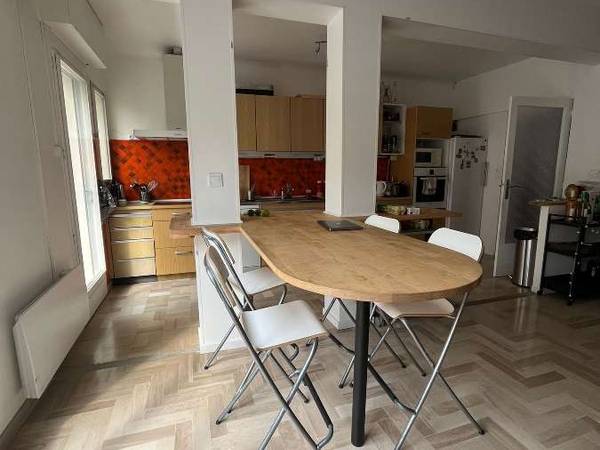 Colocation / Maison 5 pièces de 100 m², Bordeaux, Rue Tillet / Photo 2