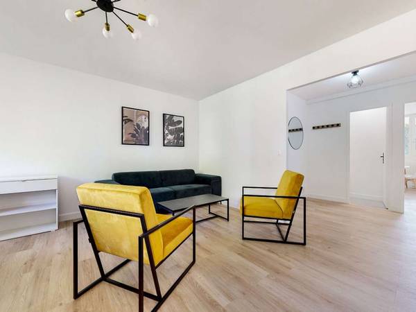 Colocation / Appartement 5 pièces de 104 m², Vitry-sur-Seine, Avenue du Général Leclerc / Photo 2