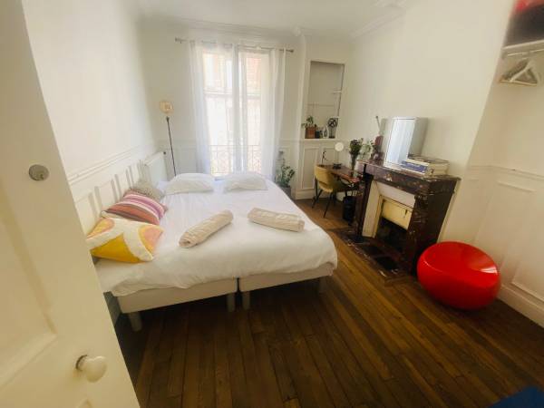 Chambre chez l'habitant / Appartement 3 pièces de 55 m², Saint-Denis, Rue Riant / Photo 2