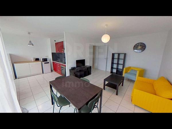 Location / Appartement 2 pièces de 52 m², Nantes, Rue du Loquidy / Photo 2