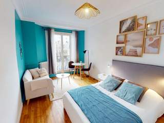 Colocation / Appartement 6 pièces de 85 m², Paris, Rue du Père Brottier