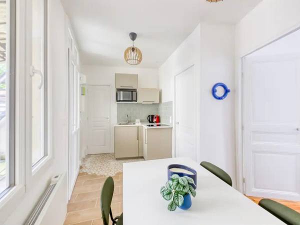 Flatsharing / 3-bedroom flat · 35 m², Fontenay-sous-Bois, Rue Louis Xavier de Ricard / Photo 2