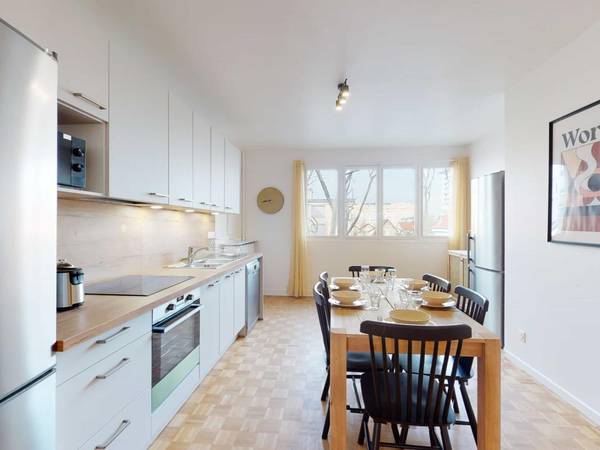 Colocation / Appartement 7 pièces de 130 m², Colombes, 15 Avenue Audra, / Photo 2