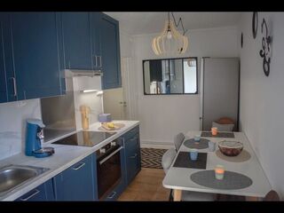 Colocation / 6 rooms apartment · 100 m², Valence, Rue Colette