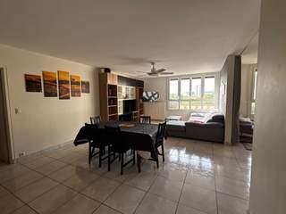 Room share / 5 rooms apartment · 100 m², Rillieux-la-Pape, Avenue du Mont Blanc