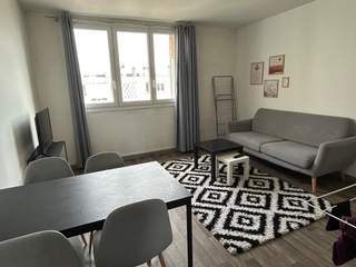 Room share / 5 rooms apartment · 80 m², Mérignac, Allée des Colibris