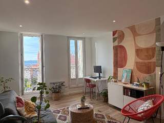 Location / 2 rooms apartment · 47 m², Marseille, Rue d'Endoume