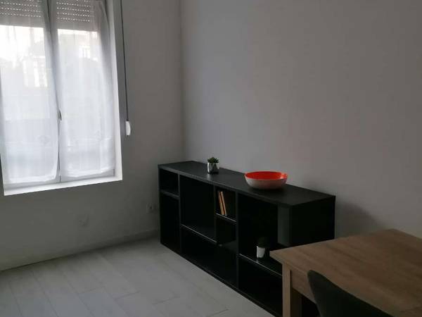Rental / 2-bedroom flat · 40 m², Troyes, Avenue Major Général Georges Vanier / Photo 6