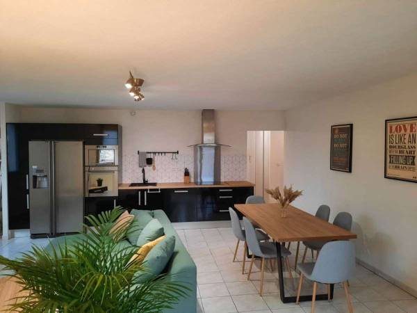 Colocation / Appartement 5 pièces de 100 m², Toulouse, Rue Colette / Photo 2