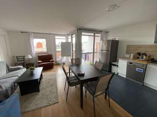 Colocation / Appartement 5 pièces de 84 m², Cergy, Square du Diapason