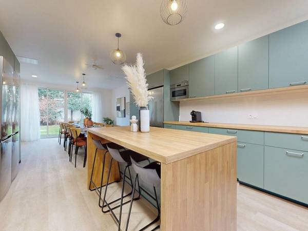 Colocation / Appartement 19 pièces de 288 m², Lyon, 214 Route de Genas / Photo 2