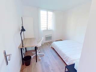 Colocation / Appartement 4 pièces de 66 m², Marseille, Avenue Jules Cantini