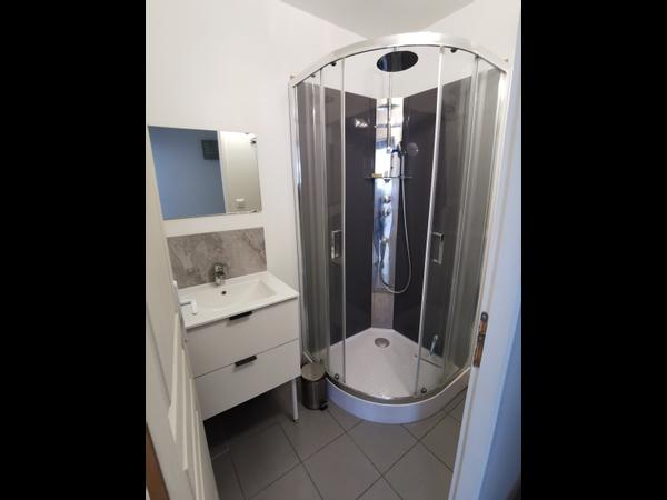 Colocation / Appartement 6 pièces de 108 m², Chambéry, Rue Vieille Monnaie / Photo 4