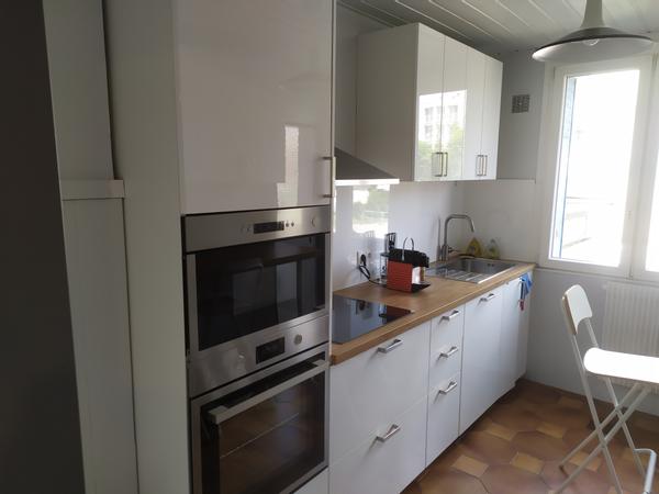 Colocation / Appartement 5 pièces de 99 m², Grenoble, Rue Marius Riollet / Photo 2