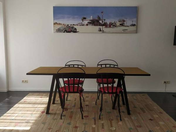 Location / Appartement 3 pièces de 115 m², Bruxelles, Rue des Fabriques / Photo 2