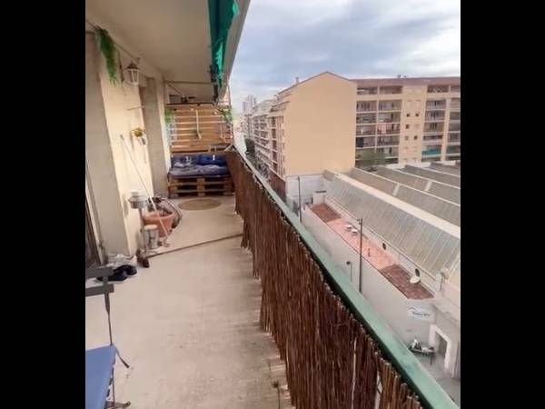 Student room / 5-bedroom flat · 70 m², Marseille, Avenue de la Timone / Photo 15