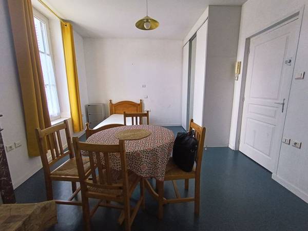 Location / Studio, Poitiers / Photo 2