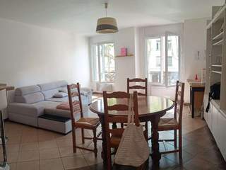 Room share / 3 rooms apartment · 67 m², Lyon, Place Voltaire