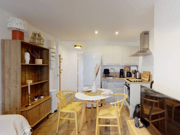 Colocation / Appartement 3 pièces de 35 m², Caen, Rue d'Auge / Photo 2