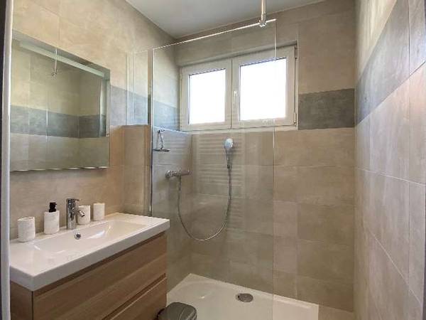 Colocation / Appartement 3 pièces de 63 m², Strasbourg, Rue d'Orbey / Photo 2