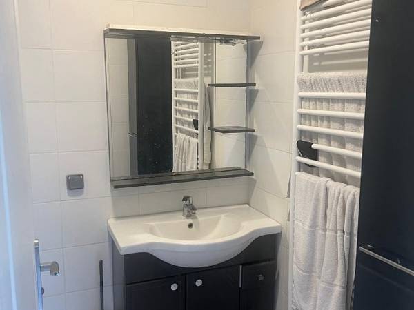 Colocation / Duplex 7 pièces de 105 m², Évry-Courcouronnes, Rue Rosenberg / Photo 2