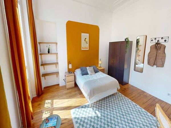 Colocation / Appartement 8 pièces de 250 m², Paris, Boulevard Malesherbes - Bat A / Photo 2