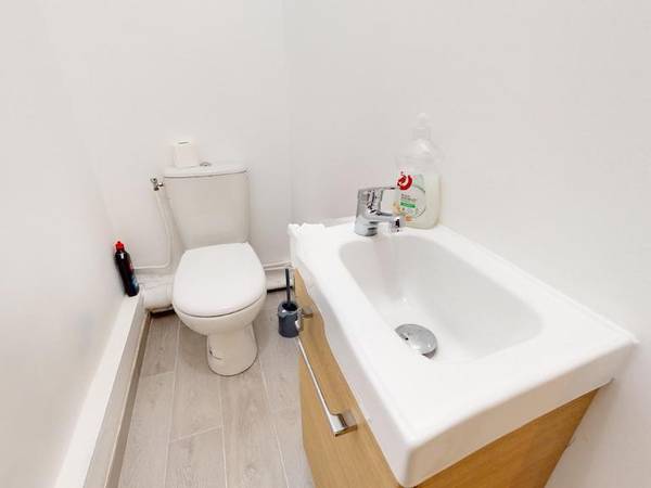 Colocation / Appartement 4 pièces de 53 m², Évry-Courcouronnes, Rue Alphonse Laveran / Photo 10