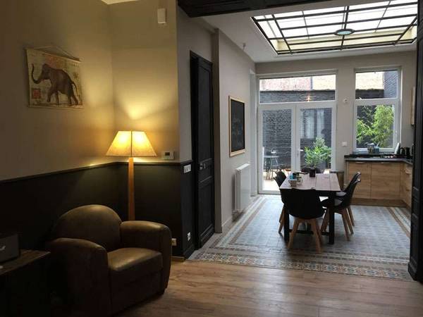 Colocation / Maison 9 pièces de 110 m², Tourcoing, Rue de la Tossée / Photo 2