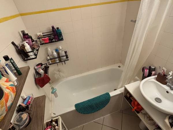 Colocation / Appartement 3 pièces de 69 m², Lyon, Rue de la Victoire / Photo 3