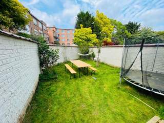 Room share / 7 rooms house · 212 m², Anderlecht, Avenue Venizelos