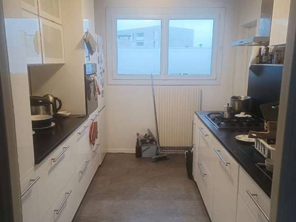 Colocation / Appartement 4 pièces de 74 m², Toulouse, Rue de Grenoble / Photo 2