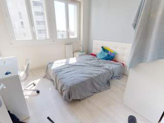 Room share, 4 rooms apartment, Toulouse