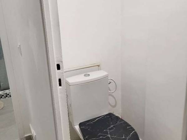 Colocation / Appartement 3 pièces de 63 m², Marseille, Impasse Croix de Regnier / Photo 11