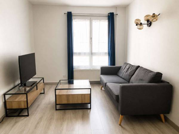 Colocation / Appartement 5 pièces de 83 m², Saint-Étienne, Rue Jules Ledin / Photo 8