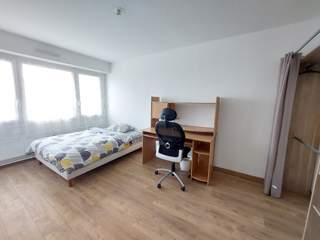Colocation / 7 rooms apartment · 113 m², Pontoise, Les Larris Orange