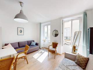 Location / 2 rooms apartment · 34 m², Paris, Passage des Gravilliers