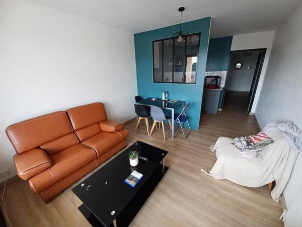 Colocation / Appartement 1 pièce de 68 m², La Roche-sur-Yon / Photo 2