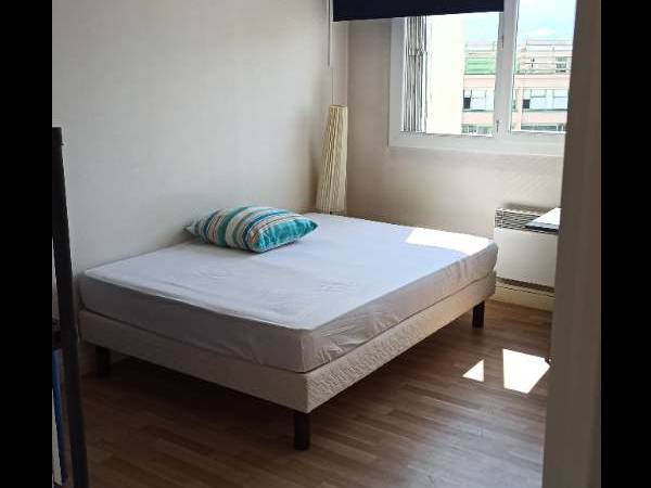 Colocation / Appartement 3 pièces de 60 m², Grenoble, Rue Hippolyte Muller / Photo 1