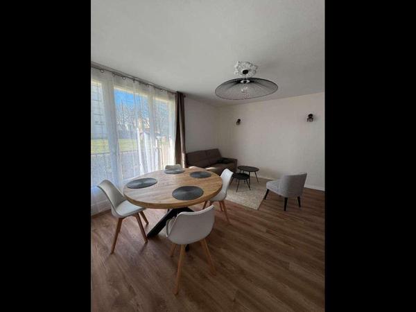 Colocation / Appartement 5 pièces de 82 m², Brest, Rue Amiral Vallon / Photo 2
