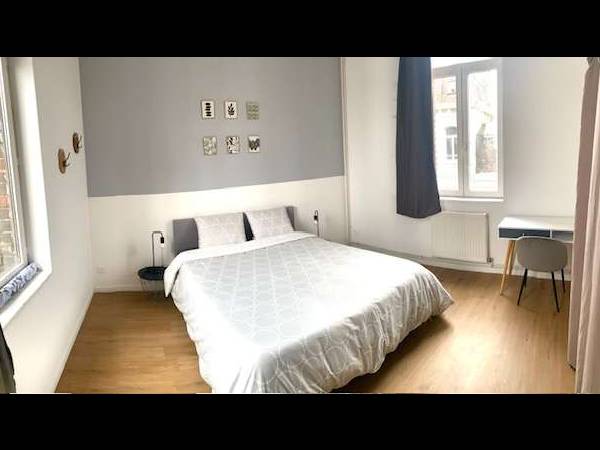Colocation / Maison 4 pièces de 78 m², Valenciennes, Rue de la Poterne / Photo 10
