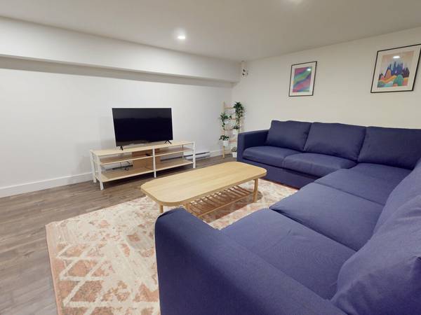 Colocation / Appartement 4 pièces de 140 m², Montréal / Photo 2